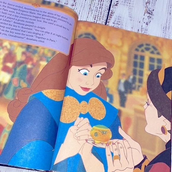 Disney Anastasia hardback book vintage - Picture 6 of 9